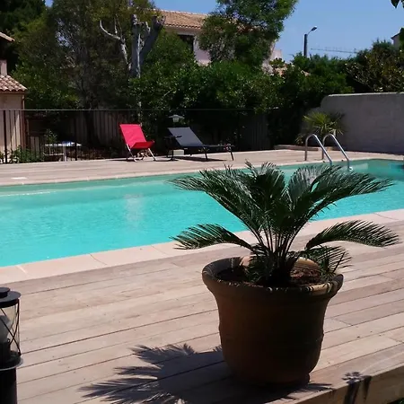 De Charme, Piscine Et A Pieds Apartment Six-Fours-les-Plages
